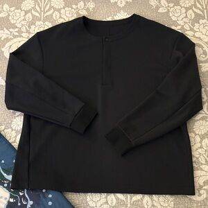 Lululemon Men’s Softstreme Henley ~ Size 2XL